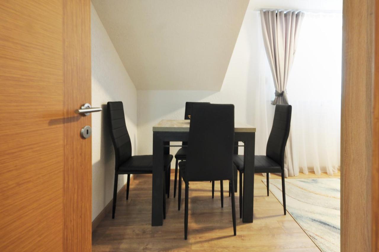 Stil Park Apartmani Vrnjačka Banja Buitenkant foto