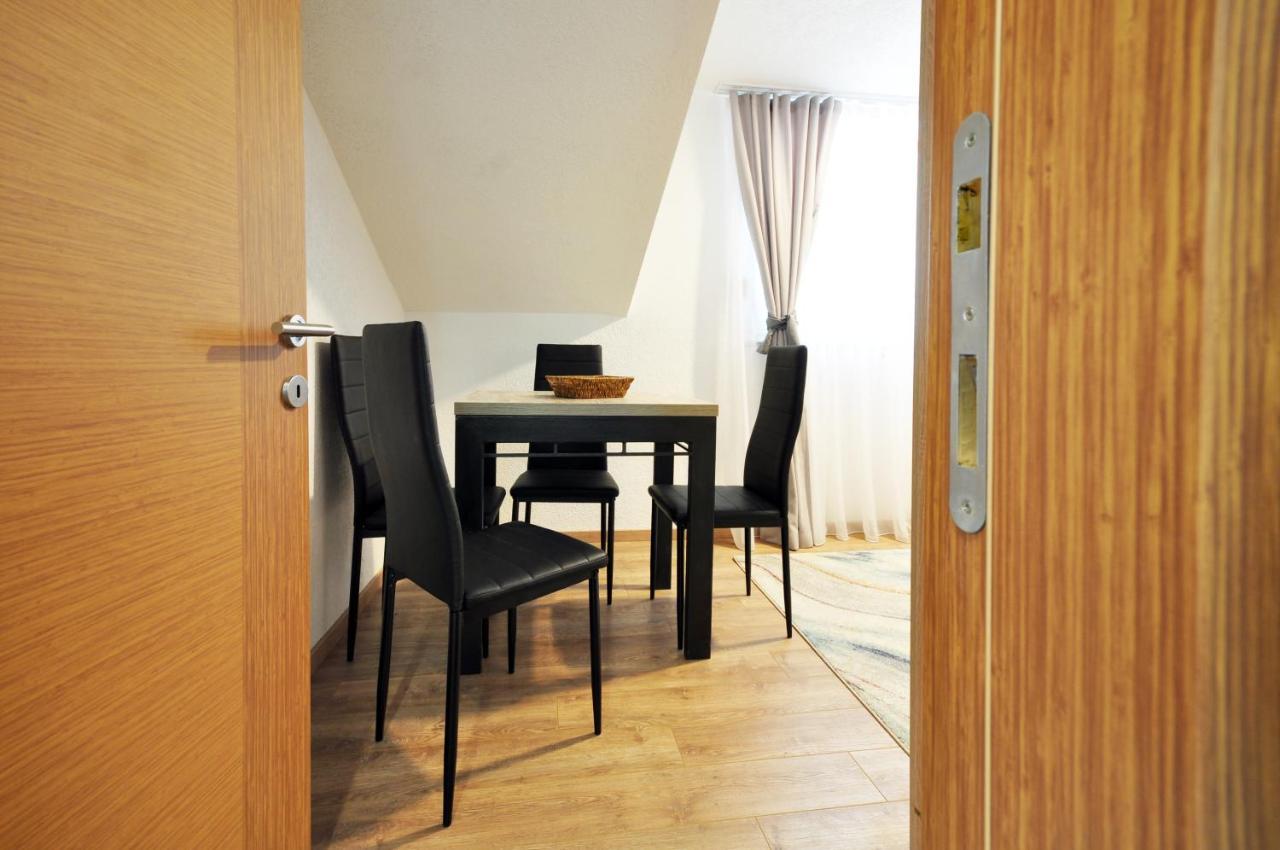 Stil Park Apartmani Vrnjačka Banja Buitenkant foto