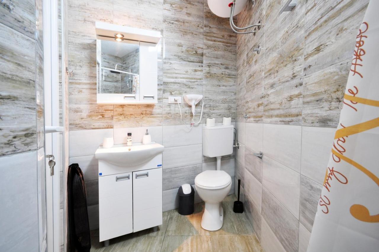 Stil Park Apartmani Vrnjačka Banja Buitenkant foto