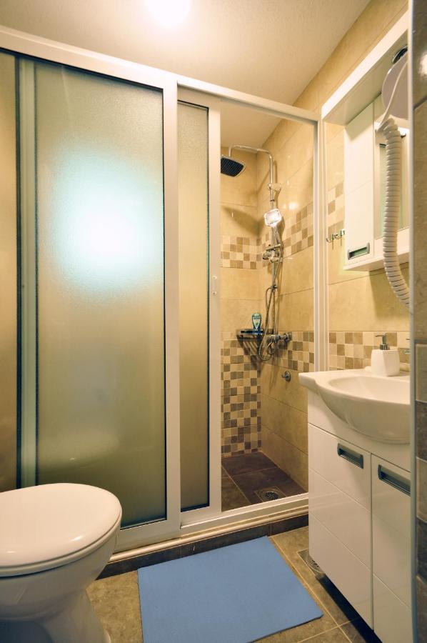 Stil Park Apartmani Vrnjačka Banja Buitenkant foto