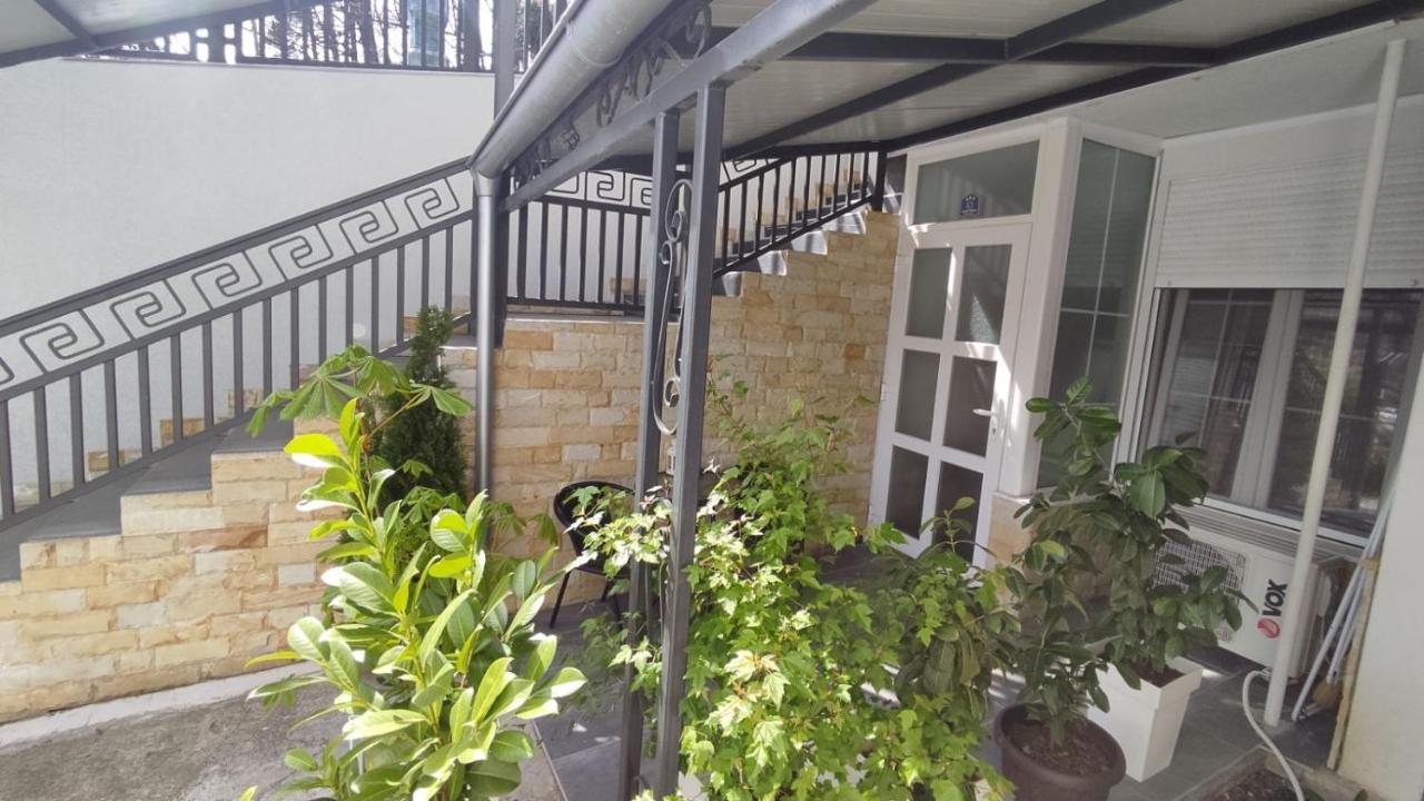Stil Park Apartmani Vrnjačka Banja Buitenkant foto